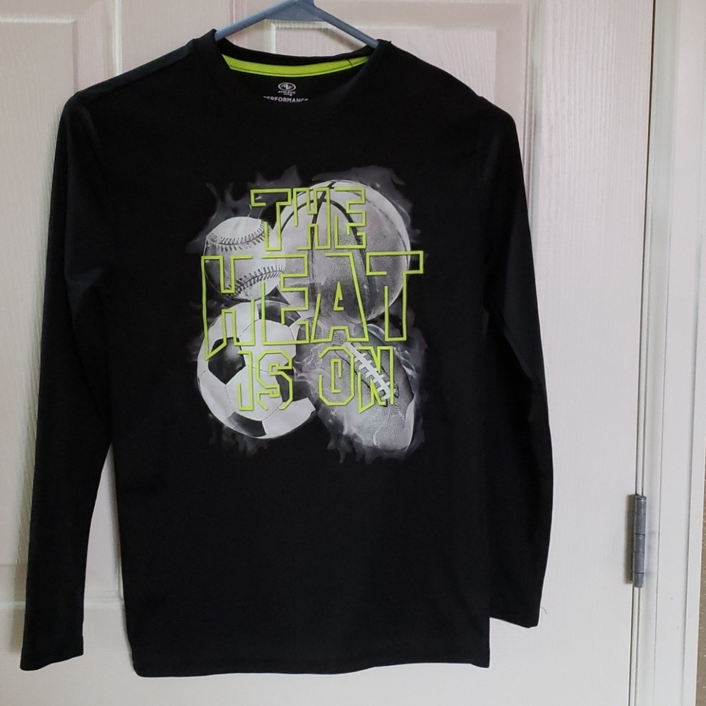 Old Navy long sleeve performance t
